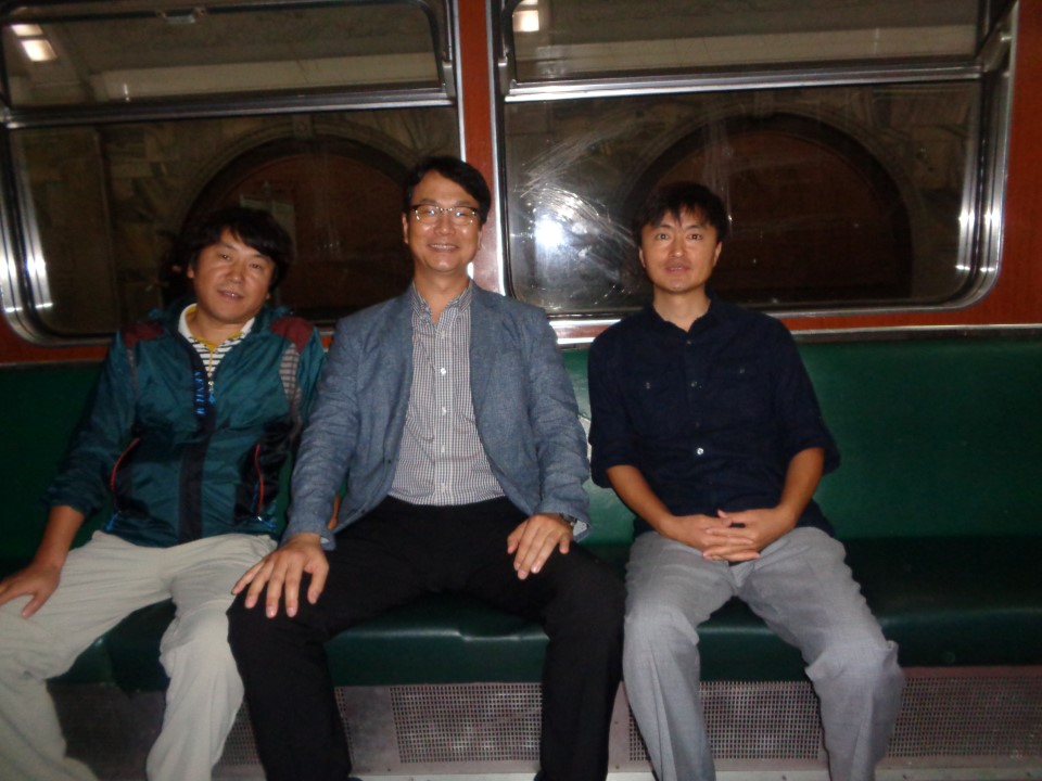 DSC01839 (Custom).JPG