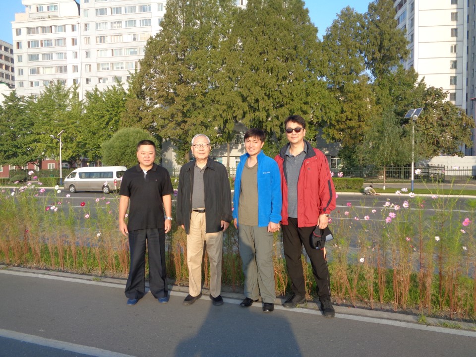 DSC01801 (Custom).JPG