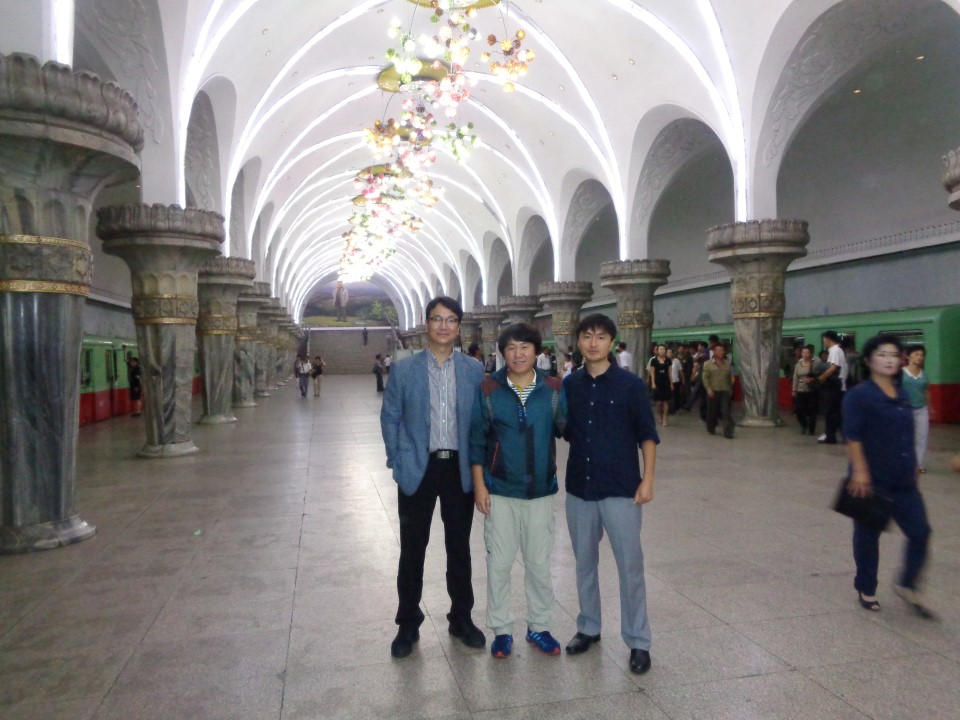 DSC01842 (Custom).JPG